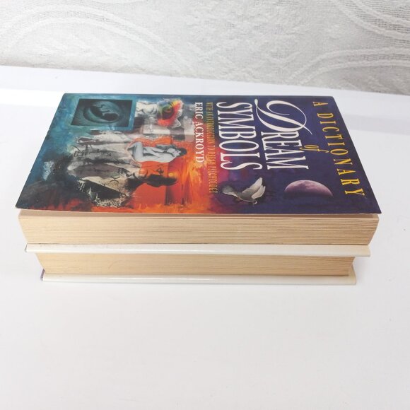 Lot of 2 Books A Dictionary Of Dream Symbols & Dream Dictionary - Picture 6 of 6